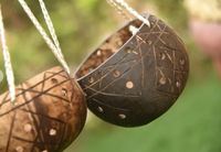 Pot Gantung dari Kulit Kelapa Ramah Lingkungan Buatan Tangan, Pot Bunga Gantung Alami dari Kelapa untuk Dalam dan Luar Ruangan