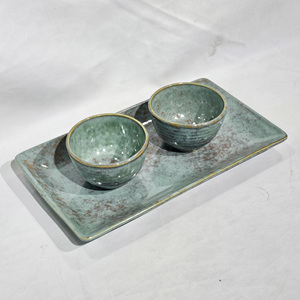 Plato para servir multicolor marrón de cerámica de alta calidad con dos cuencos para servir en cocina y fiestas - Product Image 2