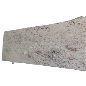 Elegante Shiva Gold Granite Superficie pulida Resistente a los arañazos de calor Diseño moderno para cocinas Baños Espacios de vida Villas - Product Image 1