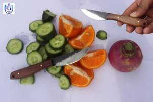 Couteau de chasse en acier au carbone haut de gamme avec manche en bois Couteau de chasse en acier damas forgé à la main personnalisé - Product Image 5