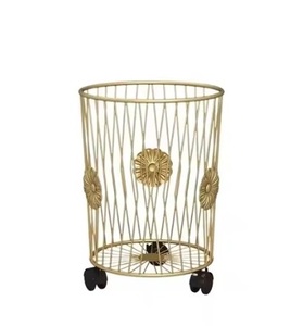 <b>Laundry</b> <b>basket</b> with powder-coated metal frame, rustproof and easy to clean high demanding <b>laundry</b> <b>baskets</b> - Product Image 4