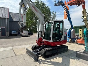 Miniexcavadora de cadenas Takeuchi TB250 de 12 toneladas con cabina silenciosa, motor Hitachi, sistema de pre-limpieza y bomba de engranajes hidráulica HAWE/Hengli - Product Image 6