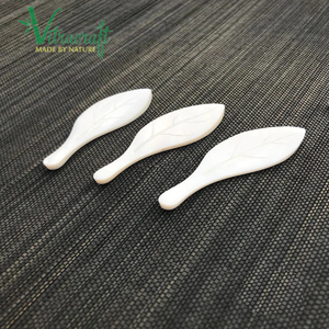 Le reste des baguettes de luxe. Le reste des baguettes, le reste de la cuillère. Fabriqué à partir de nacre naturelle. Fait à la main Vietnam Sûr à utiliser - Product Image 4