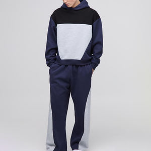 Conjunto de Sudadera con Capucha y Pantalones Deportivos de Invierno Personalizados MOVATEXTILE de 600 GSM para Hombre, Corte Cuadrado, Ligero, de Algodón - Product Image 1