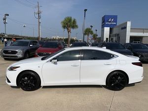 Offre exceptionnelle : Lexus ES 350 F Sport Handling FWD d'occasion 2023 - Product Image 3