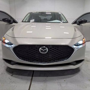 Mazda3 2.5 S Select Sport FWD 4 portes 2025 - Product Image 1