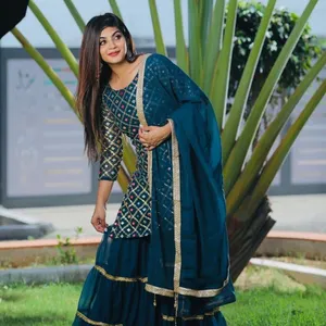 Kurta Pant Dupatta ชุดเดรสปักสวยงาม,ชุดเดรสลำลองสีสวย - Product Image 1