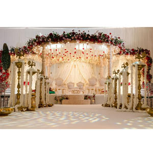 Majestuoso Mandap Redondo de Madera para Bodas Grandes, Mandap de Teca Tallada Maharani para Bodas en EE. UU., Venta de Fábrica en Australia - Product Image 1