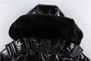 Chaqueta acolchada de invierno para hombre con logotipo personalizado OEM Abrigo acolchado de burbujas brillantes con cierre de cremallera bombardero de invierno informal a prueba de viento - Product Image 4