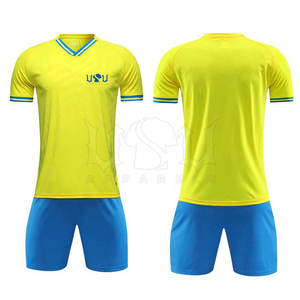 Ropa de equipo transpirable, uniforme de fútbol para hombres, recién llegado, traje de fútbol para hombres, uniforme de fútbol para hombres hecho a medida - Product Image 1