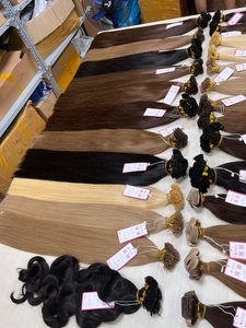 Extensions de trame de cheveux vierges brésiliens Remy Styles bouclés à cuticules alignés et ondulés dans toutes les couleurs Yaki Prix d'usine - Product Image 2