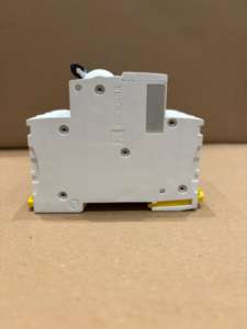 Schneider Acti 9 iC60N - <b>miniature</b> <b>circuit</b> <b>breaker</b> - 3P - 10A - C curve A9F74310 - Product Image 6