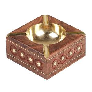 Contenedor de caja de madera cuadrada de tendencia Cenicero de metal chapado en plata con vajilla de acabado para uso en bares y hoteles - Product Image 6