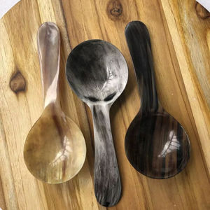 Cubiertos de Cocina Decorativos de Latón Hechos a Medida para Bodas, Incluyendo Cucharas, Tenedores y Cuchillos - Product Image 1