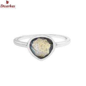 Bague en argent sterling 925 de luxe personnalisée, pierre de labradorite naturelle classique sertie de diamants, bijoux fins pour hommes femmes pour les fêtes - Product Image 2