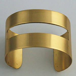 1940 California verde Floral Año Nuevo marrón envejecido griego mate pulsera ligera Floral indio ancho latón liso brazalete joyería - Product Image 3
