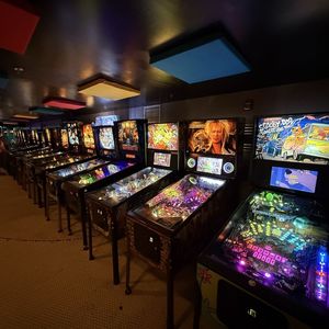 Machine d'arcade de combat Street Fighter en anglais, à monnayeur, très demandée, pour centre commercial, en métal - Product Image 1