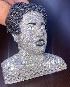 Colgante de Lujo con Diseño de Busto de Rostro Estilo Hip Hop, con Incrustaciones de Moissanita y Acabado con Aspecto de Diamante, Joyería de Alta Gama - Product Image 4