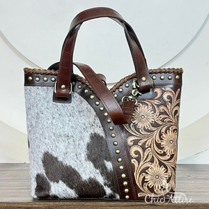 กระเป๋าโท้ทหนังวัวแท้สไตล์ตะวันตกล่าสุด ลายดอกไม้ ปิดด้วยแม่เหล็ก ใช้ได้หลายแบบสำหรับผู้หญิง - Product Image 1