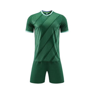 Ensemble de maillot de football pour hommes, tissu léger et respirant pour l'entraînement, les matchs, le jeu d'équipe, ajustement confortable, style performant, coupe classique - Product Image 2
