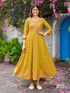 Robe pakistanaise Anarkali élégante de qualité supérieure pour mariage mariée, créateur et collection brodée pour femmes au meilleur prix - Product Image 2