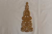 Applique perlée artisanale haut de gamme avec embellissements dorés pour robe de mariée indienne traditionnelle, embellissement couture en forme de cœur