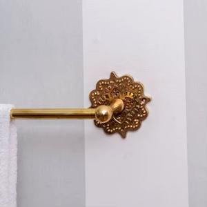 Porte-serviettes élégant en vrac traditionnel en laiton doré porte-serviettes simple et luxueux pour salle de bain - Product Image 6