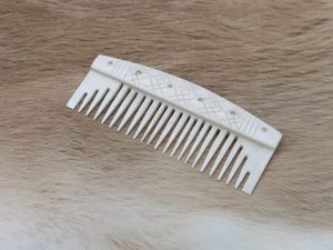 หวีกระดูกสำหรับจัดแต่งทรงผมหวีกระดูกอูฐควายออกแบบโลโก้ได้ตามต้องการขนาดเป็นมิตรต่อสิ่งแวดล้อมและมีสไตล์ - Product Image 3