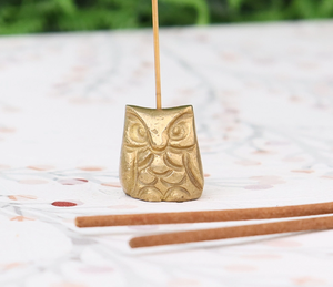 2025 soporte de palo de incienso de búho de latón dorado antiguo quemador de incienso Mabkhara Venta caliente resina decoración del hogar al por mayor - Product Image 1