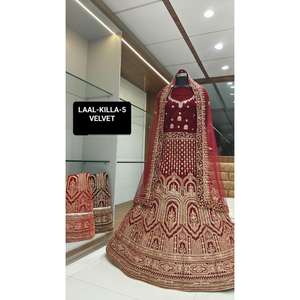 Hecho a mano diseño moderno bordado trabajo exportación calidad fiesta terciopelo Lehenga Choli indio paquistaní ropa India para - Product Image 3