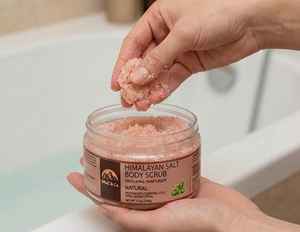 Natural Himalayan Salt <b>Body</b> Scrub Organic Exfoliating Moisturizer with Essential Oils for Skin Detox and Deep Cleansing - Product Image 3