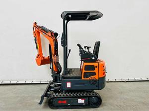 Envío Gratis CRE112 Mini Excavadora Compacta de 1.12 Toneladas |   8.6 kW Diésel |   1.65 m de Profundidad de Excavación |   Rieles de 180 mm |   360 °   Rotación - Product Image 3