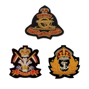 Badge de blazer en or brodé de qualité supérieure, fait main, en gros, par Michael - Product Image 1