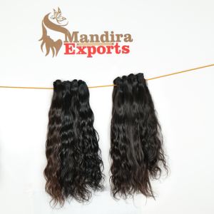 100% Extensions de cheveux indiens bruts vierges naturels non transformés, tissage noir, faisceaux ondulés avec alignement des cuticules du temple, couleur noire - Product Image 3