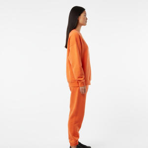 Sudadera de cuello redondo de invierno para mujer, jersey de manga larga de lana hecho a medida al por mayor de fábrica OEM, ropa de calle informal a la moda frontal - Product Image 4