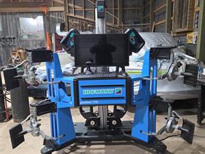 Máquina de Alineación de Ruedas 3D Geoliner 770 |   Sistema de Alineación Automática de Alta Precisión para Autos, para Garajes y Talleres - Product Image 3