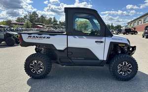 Oferta con Descuento: Lujoso Polaris Ranger XD 1500 Extreme Duty NorthStar Edición Nueva 2025, Color Blanco Fantasma, Vehículos Todoterreno (ATV) y Utilitarios Todoterreno (UTV) Premium - Product Image 2