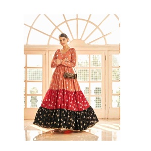 Costume de robe Anarkali élégant à la mode pour les vêtements de fête et de mariage à un prix abordable de fabrication indienne - Product Image 1