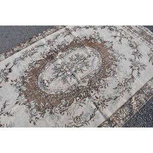 Tapis turc vintage 5.5x9,4 pieds marron beige tissage plat en laine avec motif patchwork pour les décorations de salon ou le couloir - Product Image 5