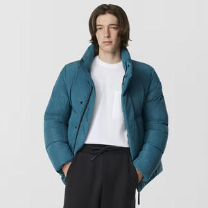 เสื้อแจ็คเก็ตพัฟเฟอร์ทันสมัยขายส่ง |   เสื้อโค้ทกันหนาวโลโก้แบบกำหนดเอง |   เสื้อคลุมแฟชั่นแบบยูนิเซ็กซ์บุหนานุ่ม - Product Image 1