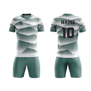 Respirant 100% Polyester Mesh Football Jersey Shorts Ensembles Jeunes Hommes Sublimé Personnalisé Football Jersey Uniformes - Product Image 4