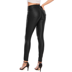 Pantalons en cuir tendance pour femmes avec un design épuré Pantalons en cuir synthétique tendance modernes pour le style urbain - Product Image 3