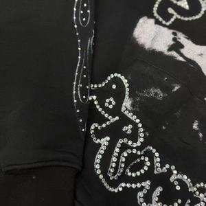 Sudadera con capucha de invierno Boxy de lujo para hombre, logotipo personalizado, 100%, algodón de rizo francés, bolsillo de canguro pesado, ropa de calle informal con diamantes de imitación - Product Image 3