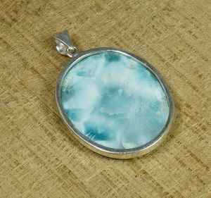 Colgante de Delfín de Larimar, Plata de Ley 925, Piedra Preciosa Calmante, Joyería Hecha a Mano, Elegante Regalo para Mujer - Product Image 6