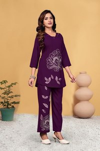 <b>Women</b> Purple Embroidered <b>Kurti</b> Pant Set Designer Ethnic Wear Outfit - Product Image 3