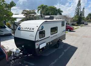 Remorque alimentaire entièrement équipée à vendre - Product Image 6