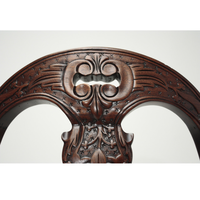 Chaise de salle à manger ergonomique traditionnelle avec dossier médaillon, revêtement en velours, bois d'acajou de haute qualité, couleur brun foncé, sculptée, pour hôtel
