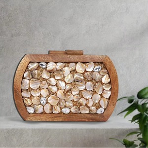 Bolso de dinero para mujer, bolso de tachuelas de gran tamaño ostentoso de madera y resina, bolso de mano rectangular, bolso de mano con borlas y bolso de noche - Product Image 5