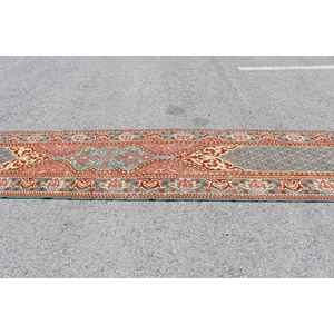 Alfombra Turca, Alfombra de Pasillo de 3.3x20 pies, Alfombra Vintage, Alfombra de Lana con Puntos Rojos y Azules - Product Image 2