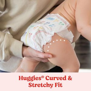 Pañales Huggies Talla 1, Pañales Snug & Dry para Recién Nacidos, Talla 1 (8-14 lbs), 256 Unidades - Product Image 2